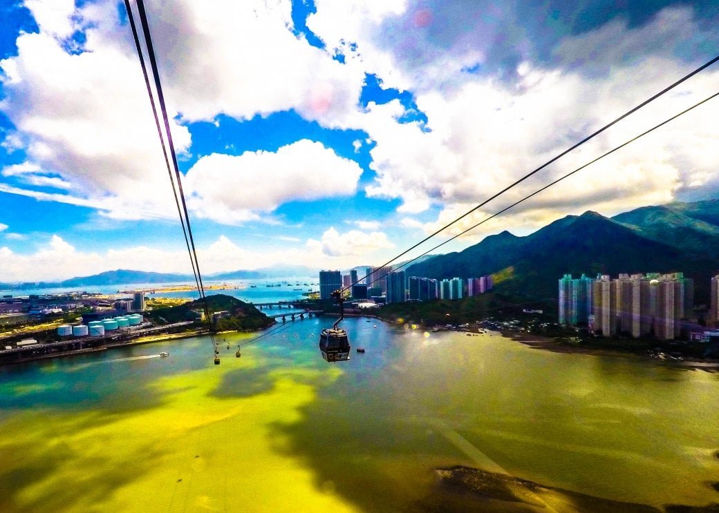 Cable Car | Hong Kong Honeymoon | Travel | Bubbly Moments