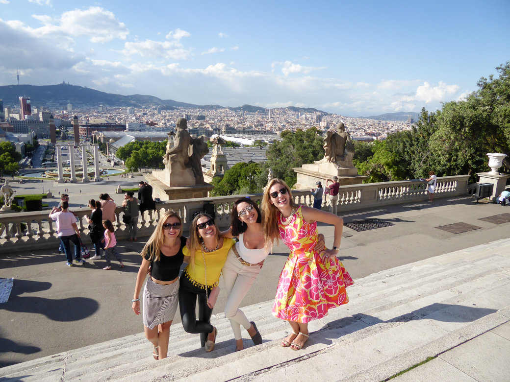 Barcelona Girls Trip | Bachelorette Party | Europe | Travel | Bubbly Moments