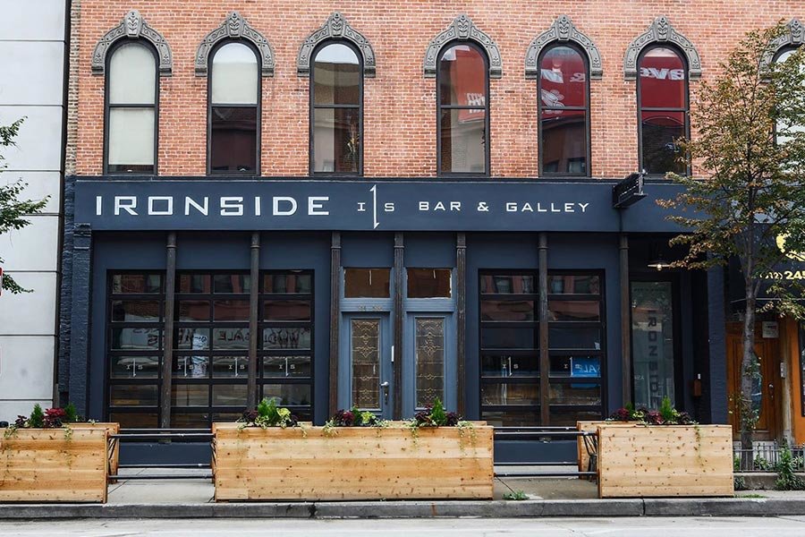 Ironside and Gallery | Best Sports Bars in River North, Chicago | Bubbly Moments