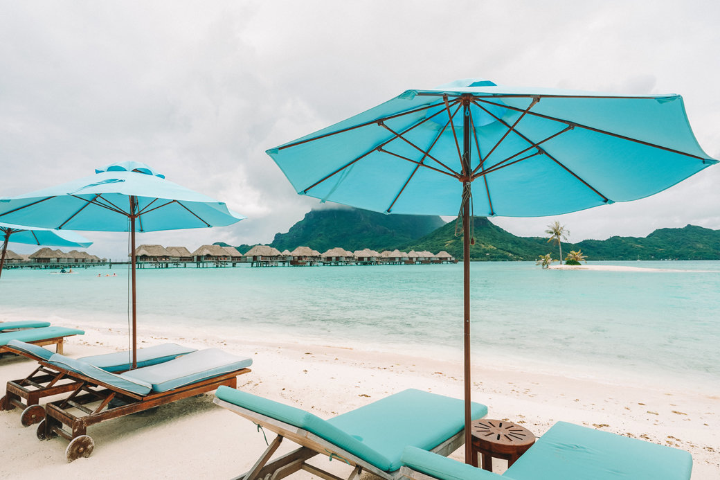 Dazzling Bora Bora | French Polynesia | Blue Lagoon | Paradise | Four Seasons Bora Bora | Tahiti | Island | Overwater Bungalow | Travel | Travel Photography | Bubbly Moments