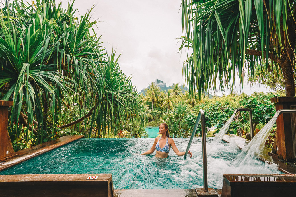 Dazzling Bora Bora | French Polynesia | Blue Lagoon | Paradise | Four Seasons Bora Bora | Tahiti | Island | Overwater Bungalow | Travel | Travel Photography | Bubbly Moments