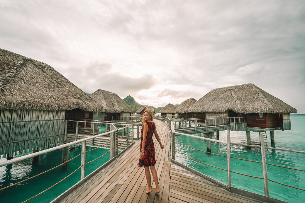 Dazzling Bora Bora | French Polynesia | Blue Lagoon | Paradise | Four Seasons Bora Bora | Tahiti | Island | Overwater Bungalow | Travel | Travel Photography | Bubbly Moments