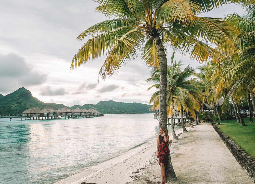 Dazzling Bora Bora | French Polynesia | Blue Lagoon | Paradise | Four Seasons Bora Bora | Tahiti | Island | Overwater Bungalow | Travel | Travel Photography | Bubbly Moments