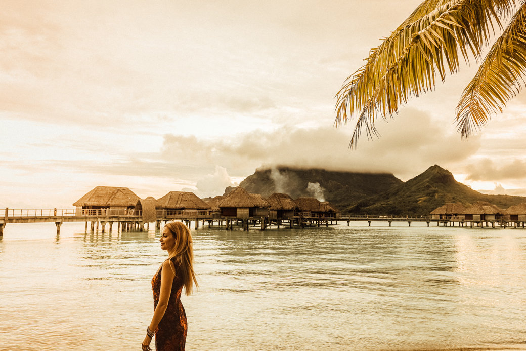 Dazzling Bora Bora | French Polynesia | Blue Lagoon | Paradise | Four Seasons Bora Bora | Tahiti | Island | Overwater Bungalow | Travel | Travel Photography | Bubbly Moments