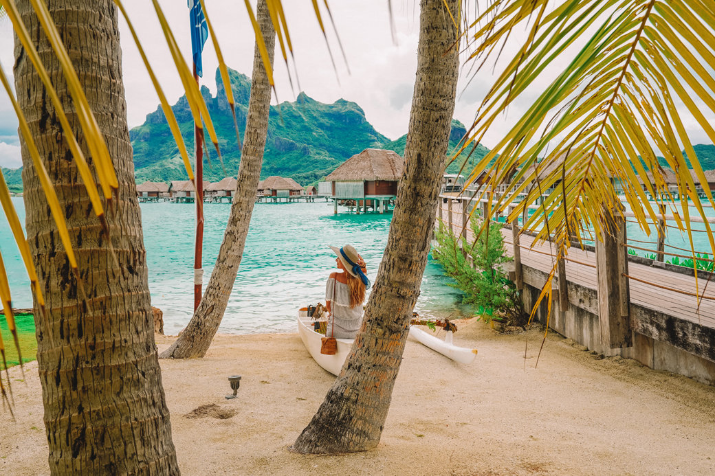 Dazzling Bora Bora | French Polynesia | Blue Lagoon | Paradise | Four Seasons Bora Bora | Tahiti | Island | Overwater Bungalow | Travel | Travel Photography | Bubbly Moments