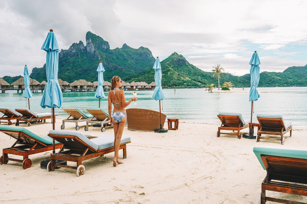 Dazzling Bora Bora | French Polynesia | Blue Lagoon | Paradise | Four Seasons Bora Bora | Tahiti | Island | Overwater Bungalow | Travel | Travel Photography | Bubbly Moments