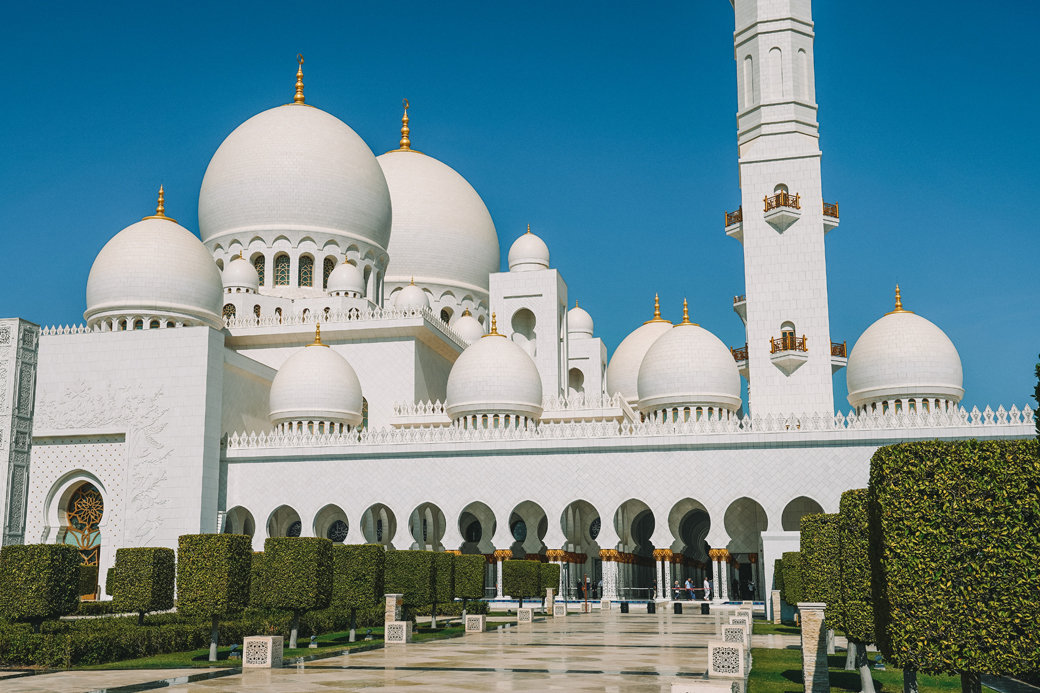 Abu Dhabi Day Tour | Abu Dhabi Excursions | Abu Dhabi in a Day | Things to Do in Abu Dhabi | UAE | Travel | Travel Photography | Bubbly Moments