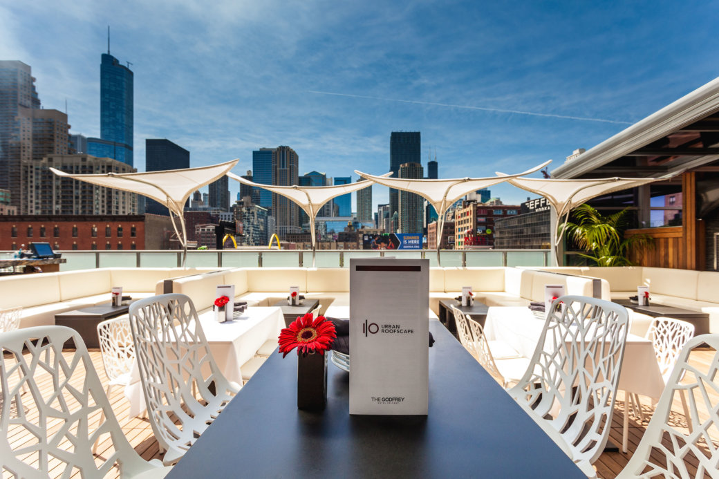 best io godfrey | best rooftop bars chicago, chicago bars, chicago rooftop bars, rooftop bar, rooftop restaurants chicago I bubbly momentsrooftop bars chicago, chicago bars, chicago rooftop bars, rooftop bar, rooftop restaurants chicago