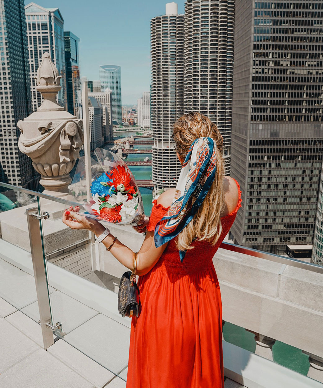 Instagrammable Places in Chicago | Most Instagrammable Places in Chicago | Best/Instagram Spots in Chicago | Chicago Instagram Spots | Instagram-Worthy Places in Chicago | Bubbly Moments | Emilia Taneva