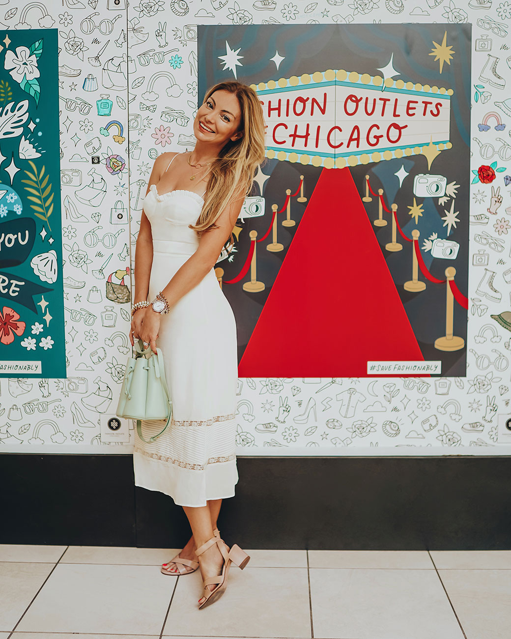 Fashion Outlets of Chicago | Chicago staycation | Staycation in Chicago | Chicago staycation ideas | Staycation near Chicago | Rosemont staycation | Rosemont restaurants | Rosemont mall | Hotels by Rosemont | Travel Chicago | Bubbly Moments