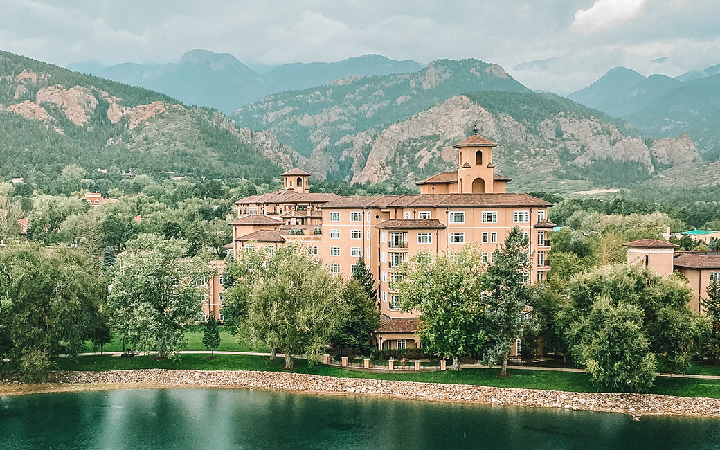 The Broadmoor | The Broadmoor hotel | The Broadmoor resort | Colorado Springs resorts | Things to do at The Broadmoor | Travel Blogger | Bubbly Moments