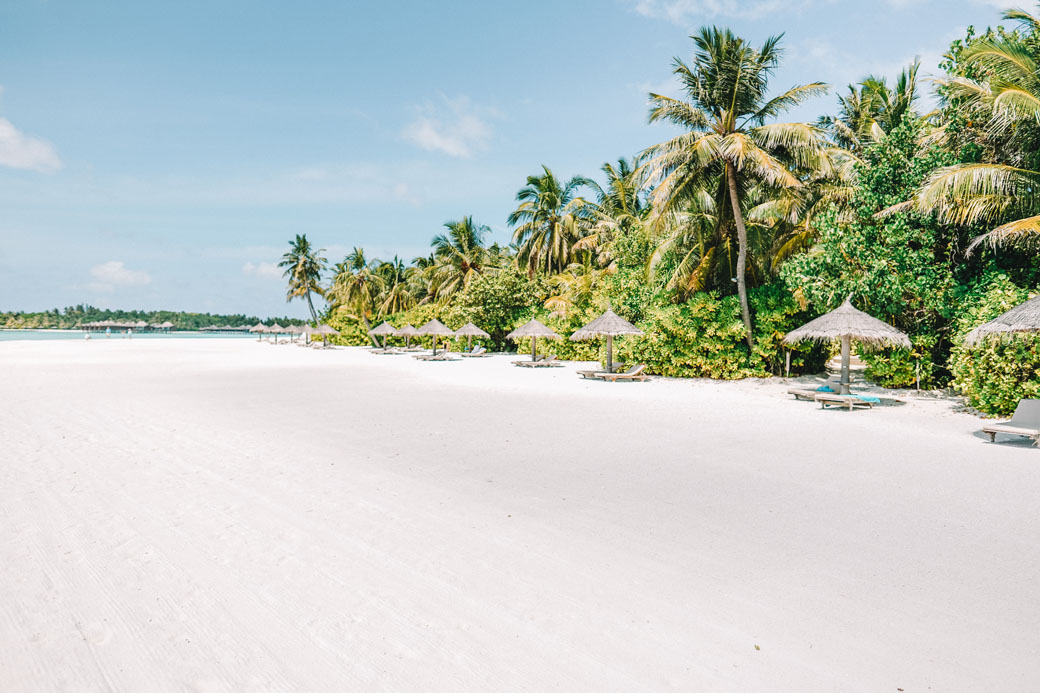 Anantara Dhigu Resort | Luxurious Resort in the Maldives | Family Friendly Resort | Beach Vacation | Bubbly Moments