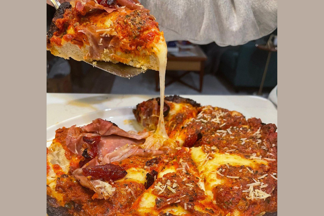 Where to Get the Best Deep Dish Pizza in Chicago | Best Places to Get Deep Dish Pizza in Chicago | The Original Deep Dish | Pan Pizza | Stuffed Pizza | Bubbly Moments