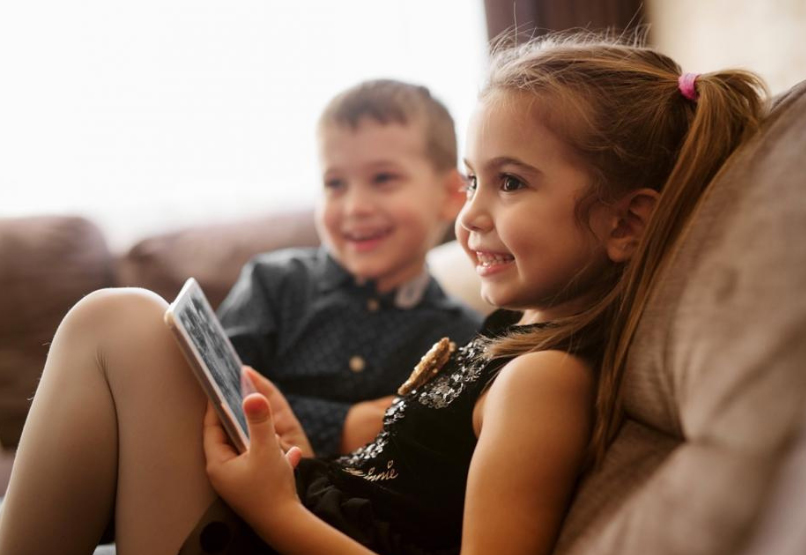 Reasons Why Your Children Need Screen Time Boundaries | Healthy Screen Time | Limit Screen Time for Children | Bubbly Moments